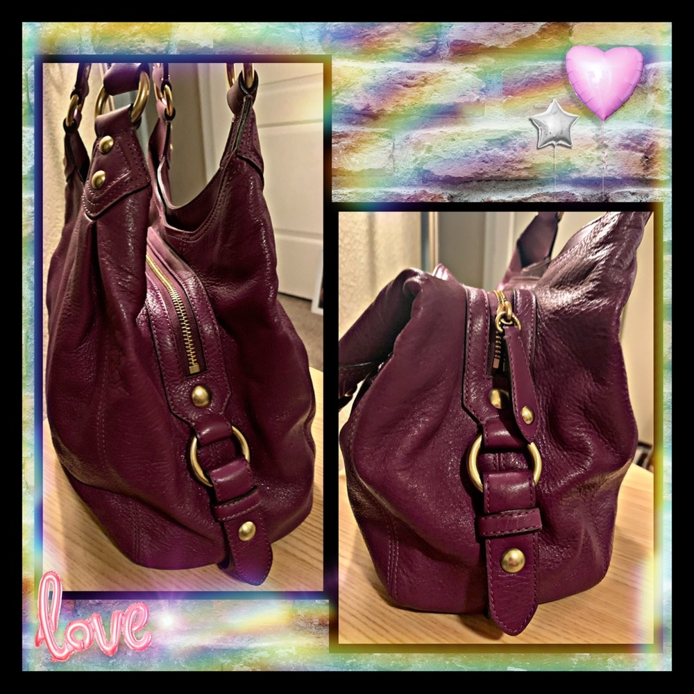 Beautiful Leather Coach Handbag - Picture 7 of 16